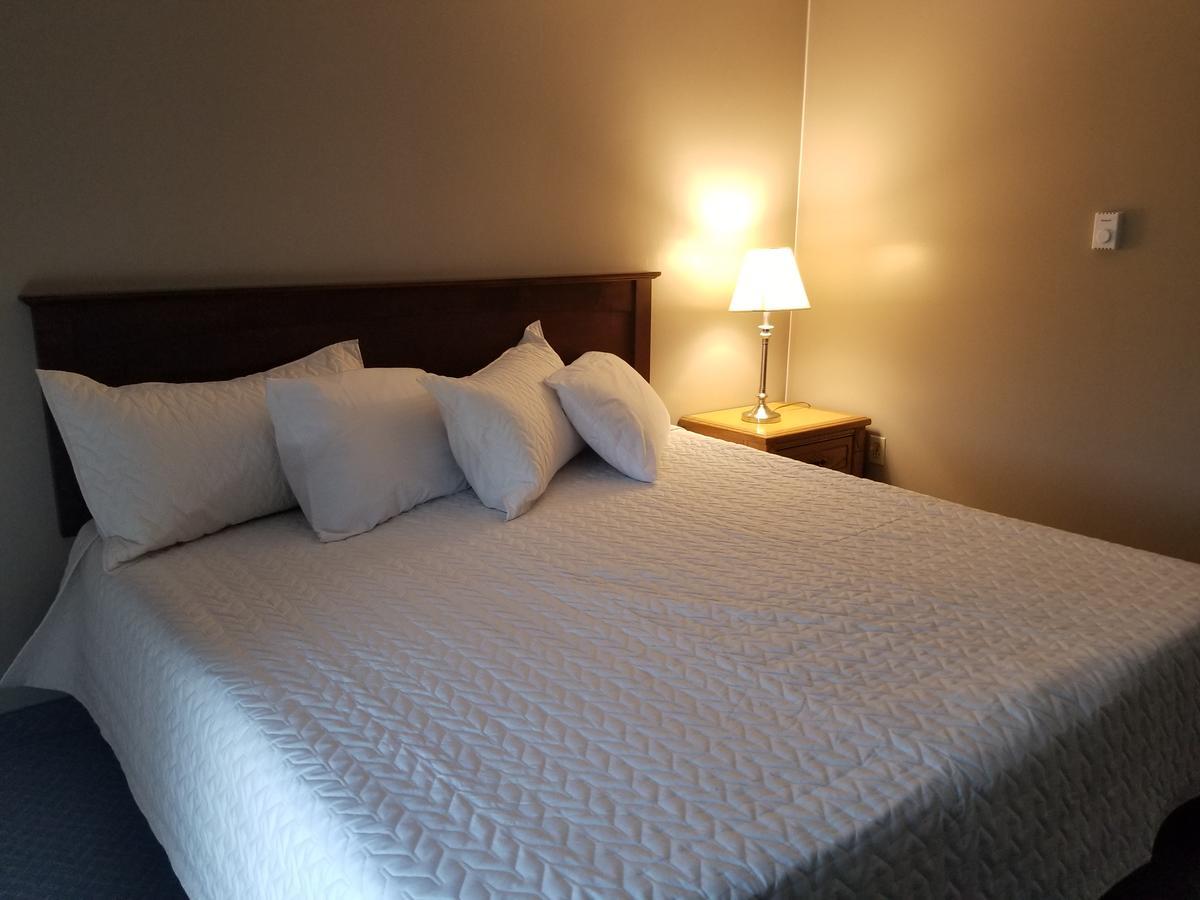 Knights Motel